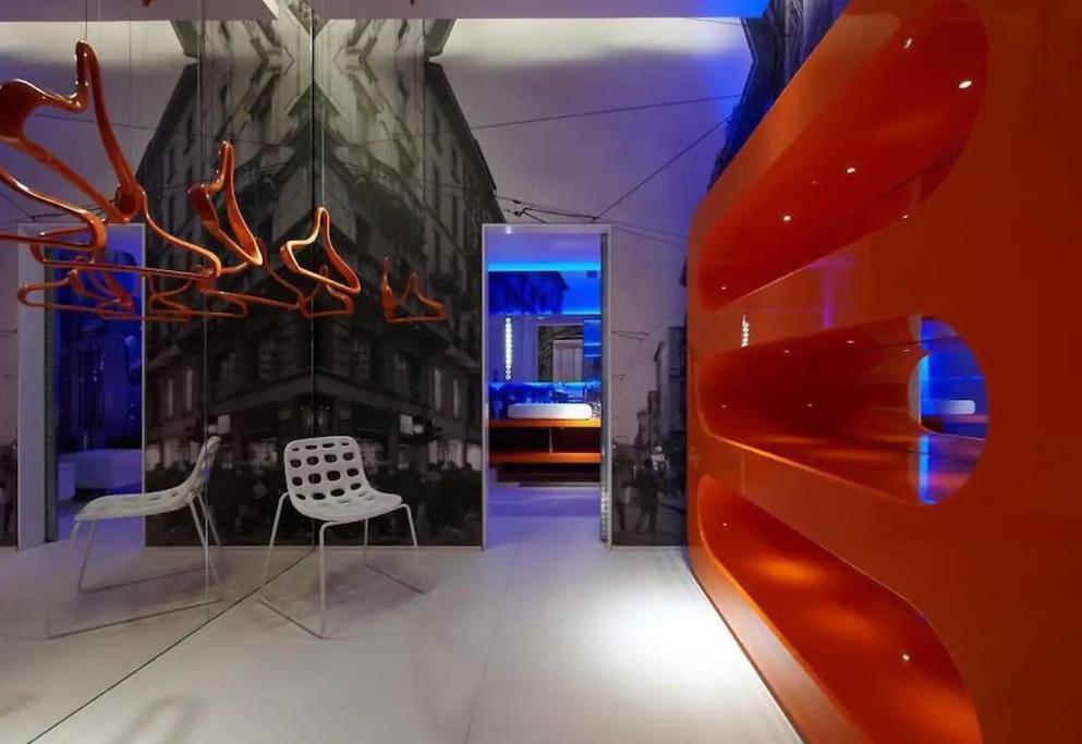 +parking 1 Minuto Metro M4 Appartamento