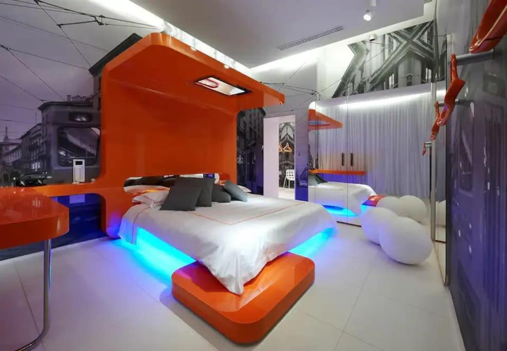 +parking 1 Minuto Metro M4 Appartamento
